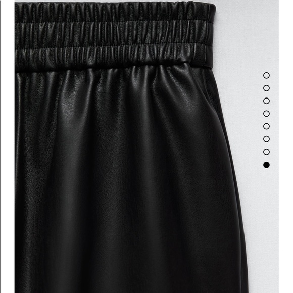 COPY - Zara Faux Leather Boxer Shorts Black Small - Picture 4 of 5